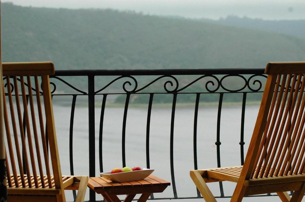 Lodge On The Lake And Wellness Spa Wilderness Room photo